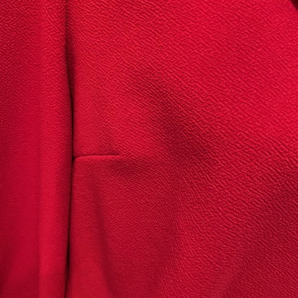 Red Blouse   - Picture 4 of 8